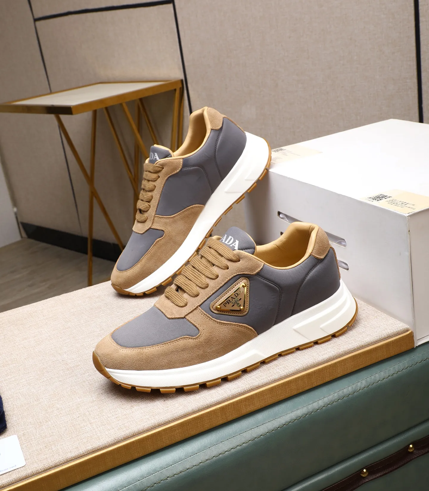 Men's shoes💰460🌹🌹[PRADA—Prada] latest model🙈original replica! 👟👟👟Available here. The workmanship is top-notch. The upper is made from Italy. 🇮🇹Imported first-layer cowhide. ❗️Breathable genuine leather lining @Suitable for travel. The original version has an enlarged engraved sole, making it suitable for all kinds of travels, showing low-key luxury. Let quality speak for itself. Color: Size: 38-44